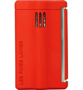 Les Fines Lames Le Feu RS sytytin punainen